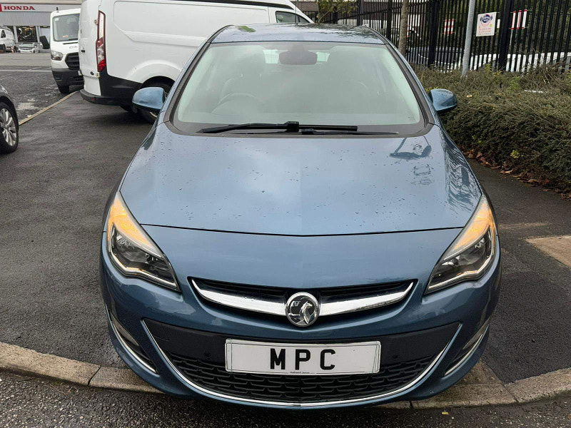 Vauxhall Astra 2.0 CDTi Elite Auto Euro 5 5dr 5dr Automatic 2024