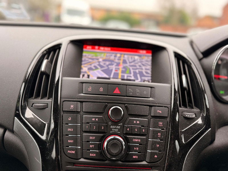 Vauxhall Astra 2.0 CDTi Elite Auto Euro 5 5dr 5dr Automatic 2026