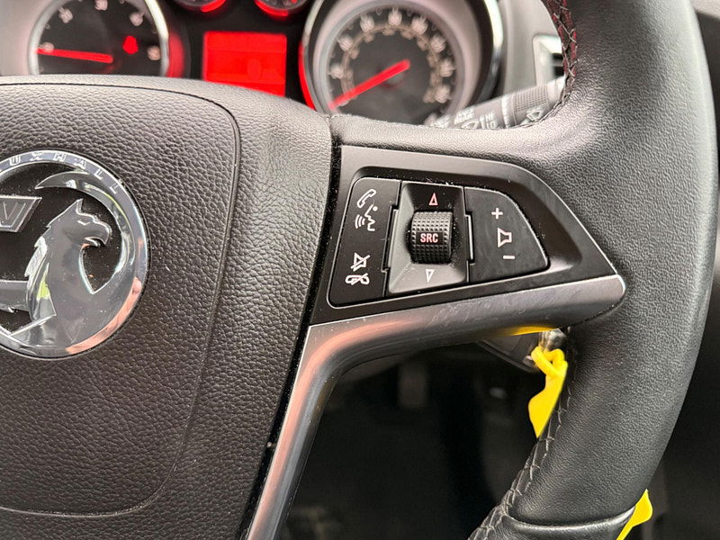 Vauxhall Astra 2.0 CDTi Elite Auto Euro 5 5dr 5dr Automatic 2026