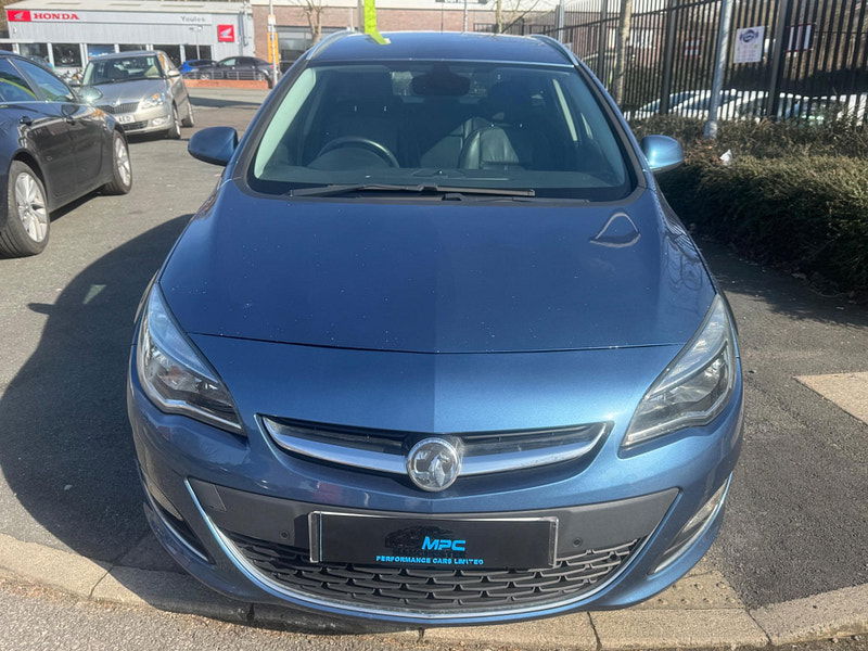 Vauxhall Astra 2.0 CDTi Elite Sports Tourer Auto Euro 5 5dr 5dr Automatic 2025