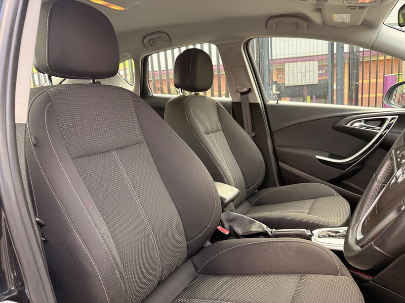 Vauxhall Astra 2.0 CDTi SRi Auto Euro 5 5dr 5dr Automatic 2026