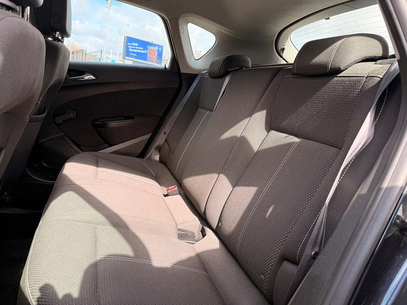 Vauxhall Astra 2.0 CDTi SRi Auto Euro 5 5dr 5dr Automatic 2026