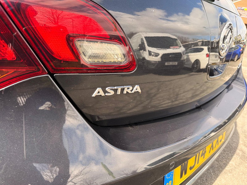 Vauxhall Astra 2.0 CDTi SRi Auto Euro 5 5dr 5dr Automatic 2026