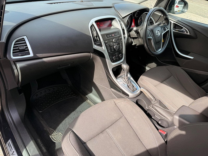 Vauxhall Astra 2.0 CDTi SRi Auto Euro 5 5dr 5dr Automatic 2026