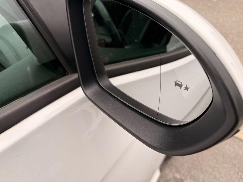 Vauxhall Insignia 1.5i Turbo GPF SRi VX Line Nav Grand Sport Euro 6 (s/s) 5dr 5dr Automatic 2026