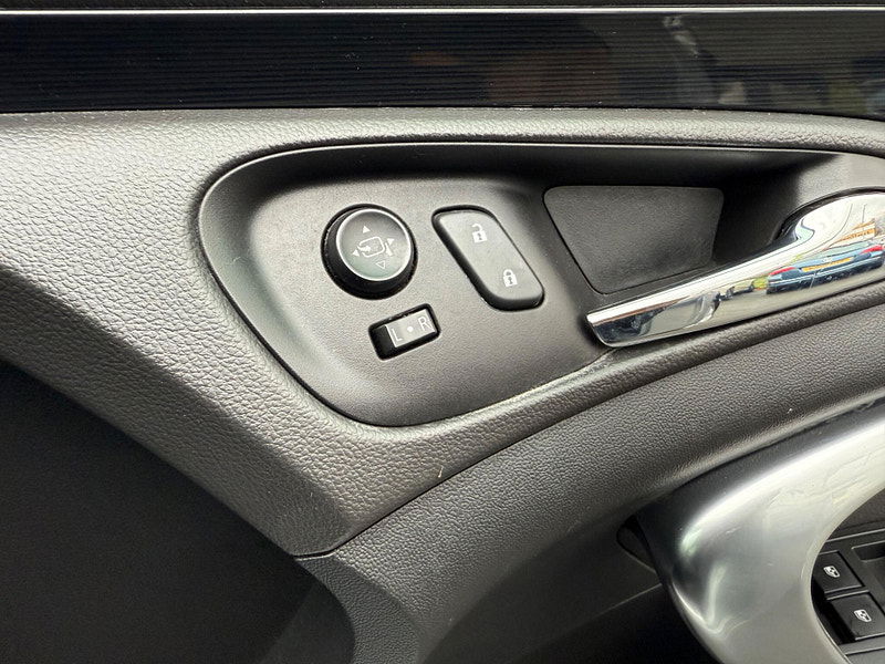 Vauxhall Insignia 2.0 CDTi ecoFLEX Elite Nav Euro 5 (s/s) 5dr 5dr Manual 2025