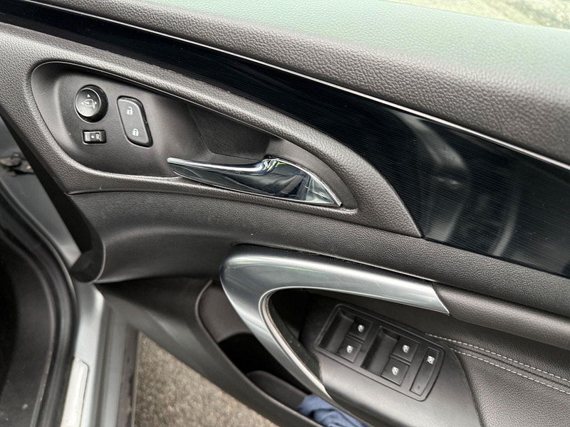 Vauxhall Insignia 2.0 CDTi ecoFLEX Elite Nav Euro 5 (s/s) 5dr 5dr Manual 2025