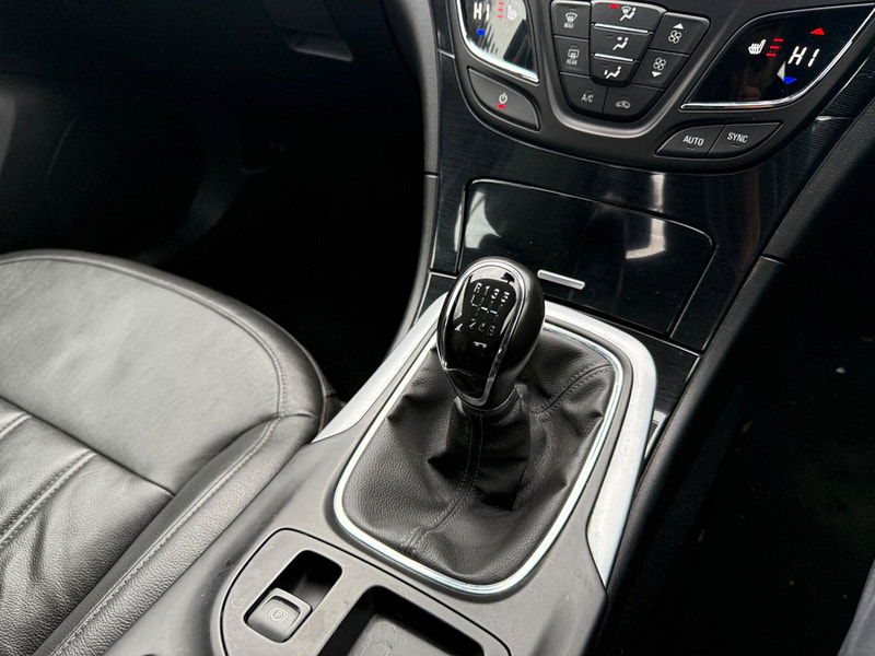 Vauxhall Insignia 2.0 CDTi ecoFLEX Elite Nav Euro 5 (s/s) 5dr 5dr Manual 2025