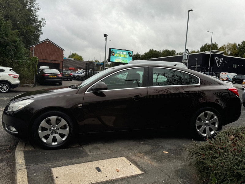 Vauxhall Insignia 2.0 CDTi SRi Nav Auto Euro 5 5dr 5dr Automatic 2024