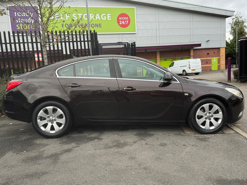 Vauxhall Insignia 2.0 CDTi SRi Nav Auto Euro 5 5dr 5dr Automatic 2024