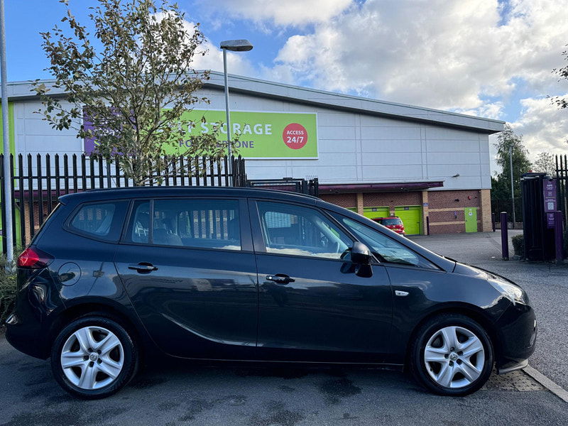 Vauxhall Zafira Tourer 2.0 CDTi Exclusiv Auto Euro 5 5dr 5dr Automatic 2024