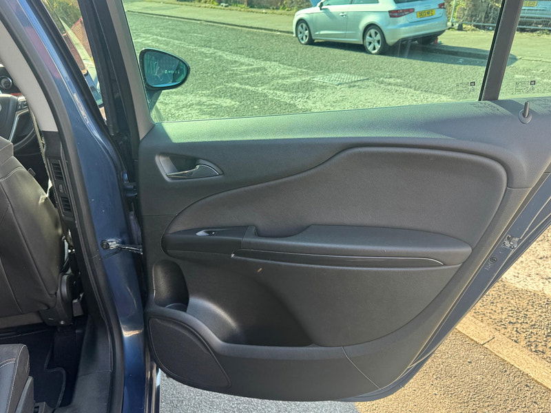 Vauxhall Zafira Tourer 2.0 CDTi SE Auto Euro 6 5dr 5dr Automatic 2025