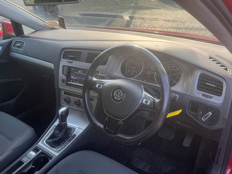 Volkswagen Golf 1.6 TDI BlueMotion Tech SE DSG Euro 5 (s/s) 5dr 5dr Automatic 2025