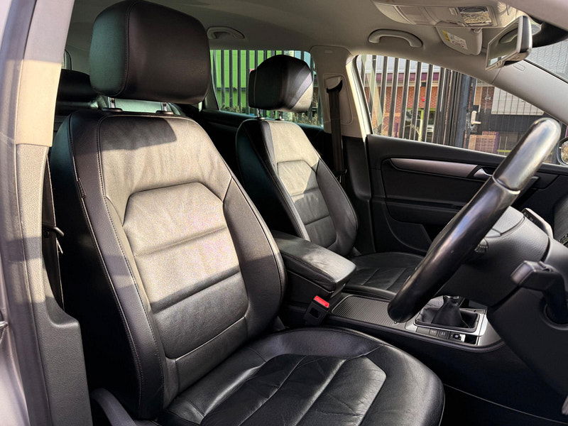 Volkswagen Passat 2.0 TDI BlueMotion Tech Executive Style Euro 5 (s/s) 5dr 5dr Manual 2026