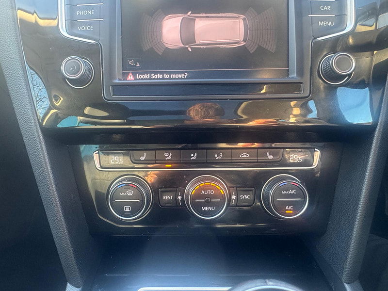 Volkswagen Passat 2.0 TDI BlueMotion Tech GT Euro 6 (s/s) 5dr 5dr Manual 2025