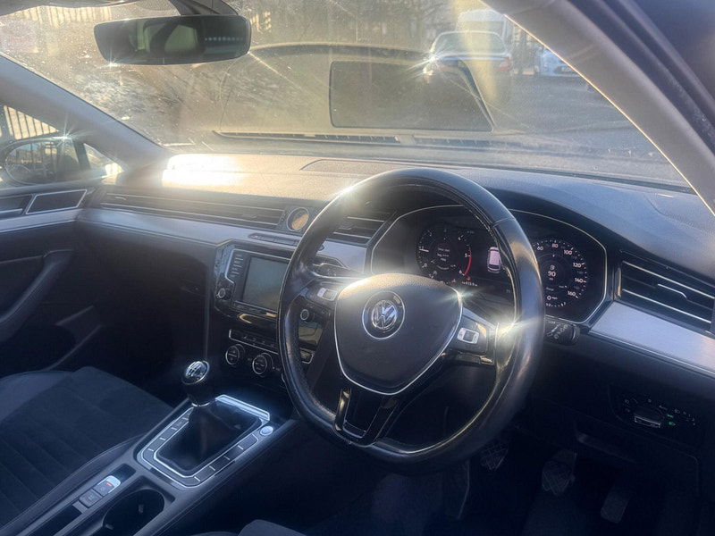 Volkswagen Passat 2.0 TDI BlueMotion Tech GT Euro 6 (s/s) 5dr 5dr Manual 2025