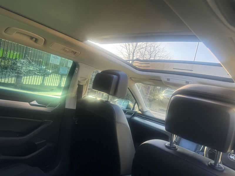 Volkswagen Passat 2.0 TDI BlueMotion Tech GT Euro 6 (s/s) 5dr 5dr Manual 2025