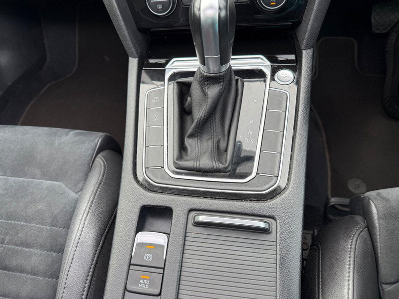 Volkswagen Passat 2.0 TDI GT DSG Euro 6 (s/s) 4dr 4dr Automatic 2025