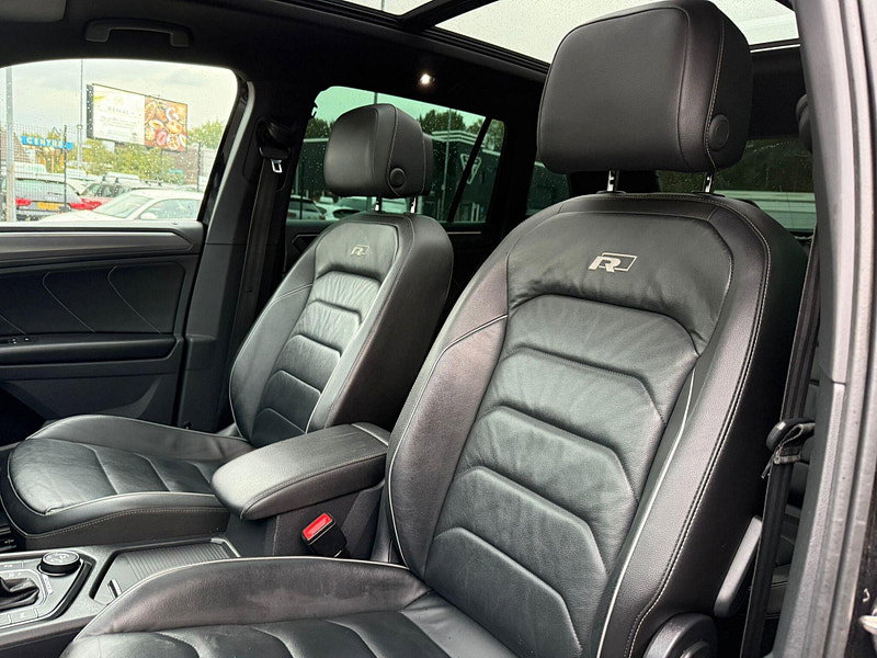 Volkswagen Tiguan 2.0 TDI BlueMotion Tech R-Line DSG 4Motion Euro 6 (s/s) 5dr 5dr Automatic 2026
