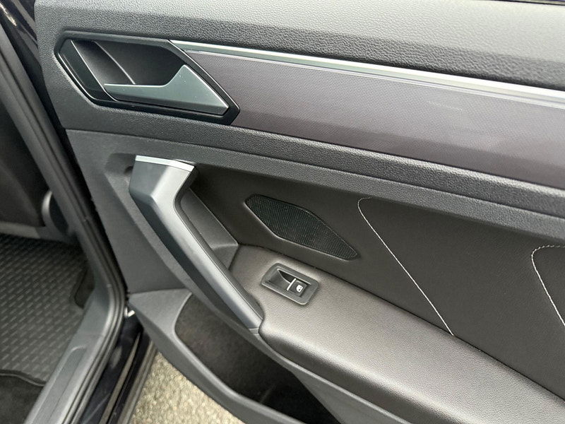 Volkswagen Tiguan 2.0 TDI R-Line DSG Euro 6 (s/s) 5dr 5dr Automatic 2025