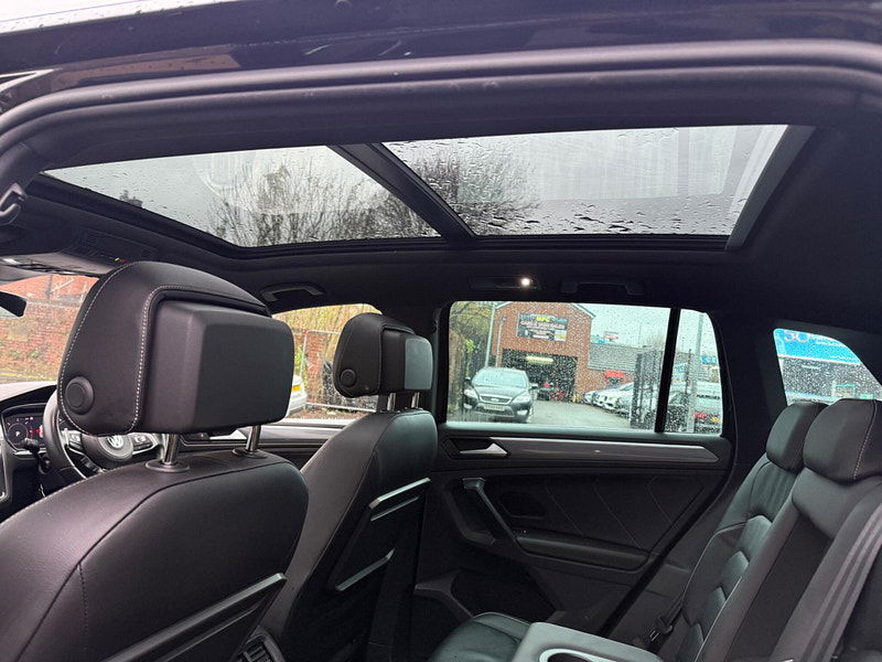 Volkswagen Tiguan 2.0 TDI R-Line DSG Euro 6 (s/s) 5dr 5dr Automatic 2025