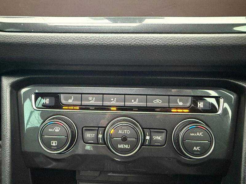 Volkswagen Tiguan 2.0 TDI R-Line DSG Euro 6 (s/s) 5dr 5dr Automatic 2025