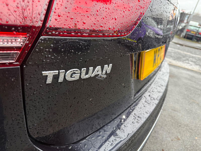 Volkswagen Tiguan 2.0 TDI R-Line DSG Euro 6 (s/s) 5dr 5dr Automatic 2025