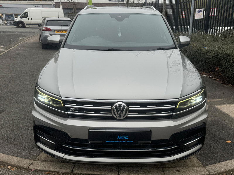 Volkswagen Tiguan 2.0 TDI R-Line Tech DSG 4Motion Euro 6 (s/s) 5dr 5dr Automatic 2025