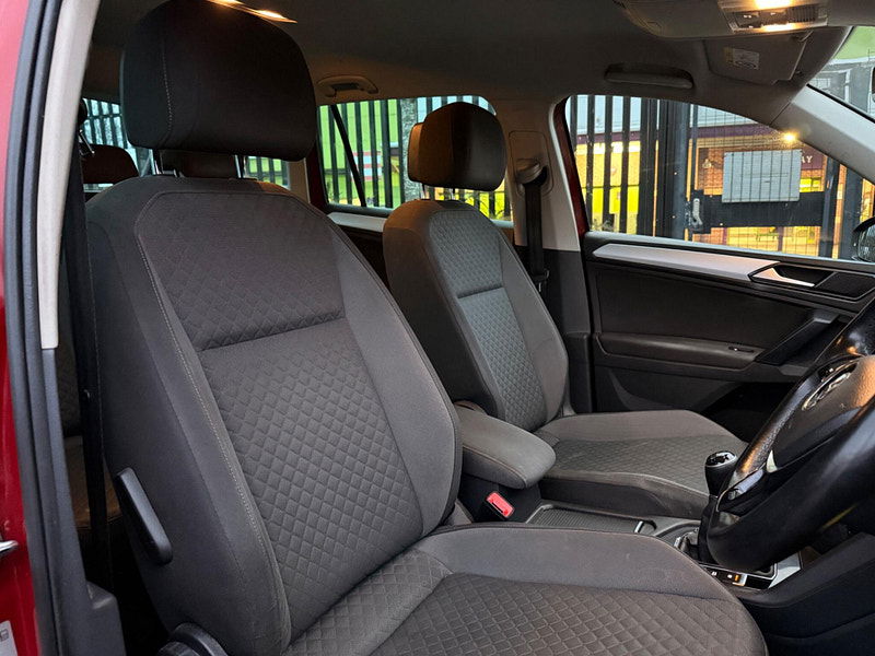 Volkswagen Tiguan 2.0 TDI SE Navigation 4Motion Euro 6 (s/s) 5dr 5dr Manual 2026