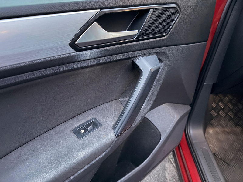 Volkswagen Tiguan 2.0 TDI SE Navigation 4Motion Euro 6 (s/s) 5dr 5dr Manual 2026