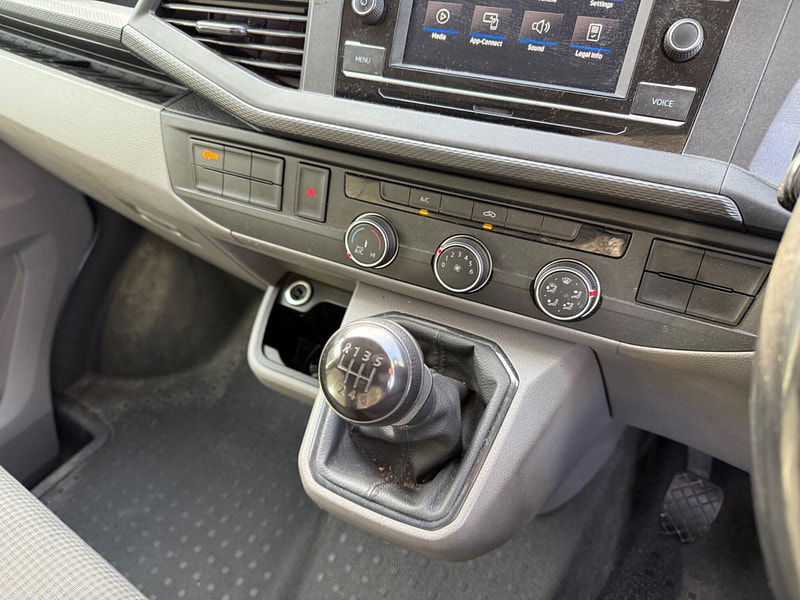 Volkswagen Transporter 2.0 TDI T32 Startline 4Motion LWB High Roof Euro 6 (s/s) 5dr 5dr Manual 2025