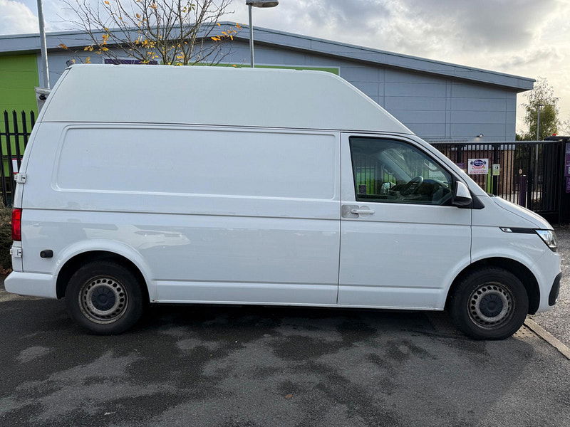 Volkswagen Transporter 2.0 TDI T32 Startline 4Motion LWB High Roof Euro 6 (s/s) 5dr 5dr Manual 2025