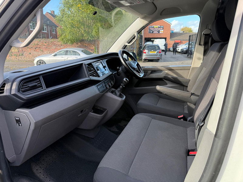 Volkswagen Transporter 2.0 TDI T32 Startline 4Motion LWB High Roof Euro 6 (s/s) 5dr 5dr Manual 2025