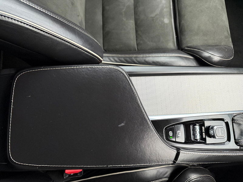 Volvo XC90 2.0 D5 R-Design Geartronic 4WD Euro 6 (s/s) 5dr 5dr Automatic 2025