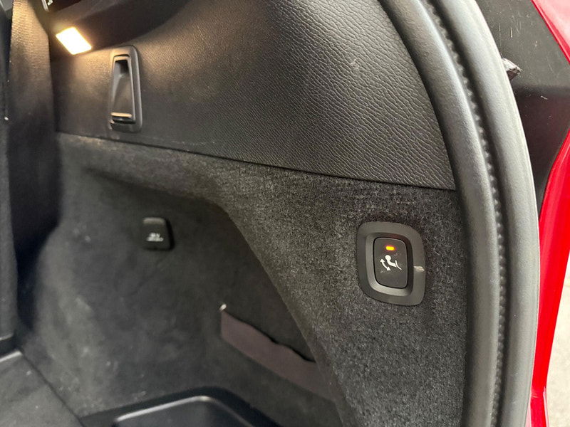 Volvo XC90 2.0 D5 R-Design Geartronic 4WD Euro 6 (s/s) 5dr 5dr Automatic 2025