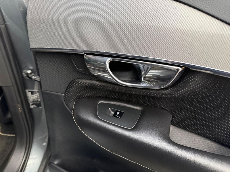 Volvo XC90 2.0 D5 R-Design Geartronic 4WD Euro 6 (s/s) 5dr 5dr Automatic 2025