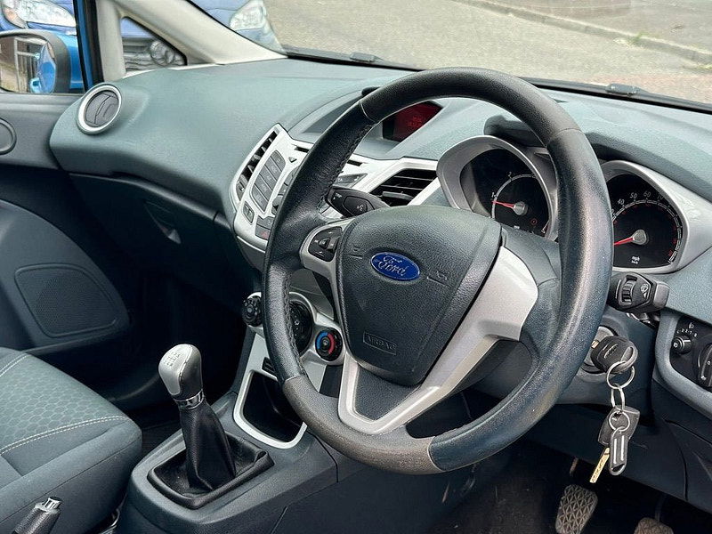 Ford Fiesta 1.4L Zetec 68 TDCi Hatchback 5dr Diesel Manual Euro 4 (67 bhp) 5dr Manual 2025