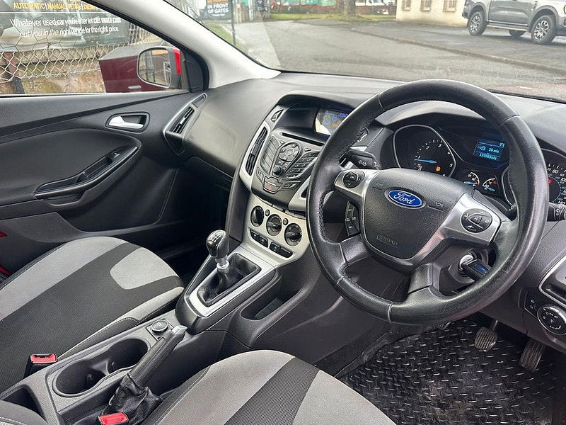 Ford Focus 1.6L ZETEC ECONETIC TDCI Hatchback 5dr Diesel Manual Euro 5 (104 bhp) 5dr Manual 2025
