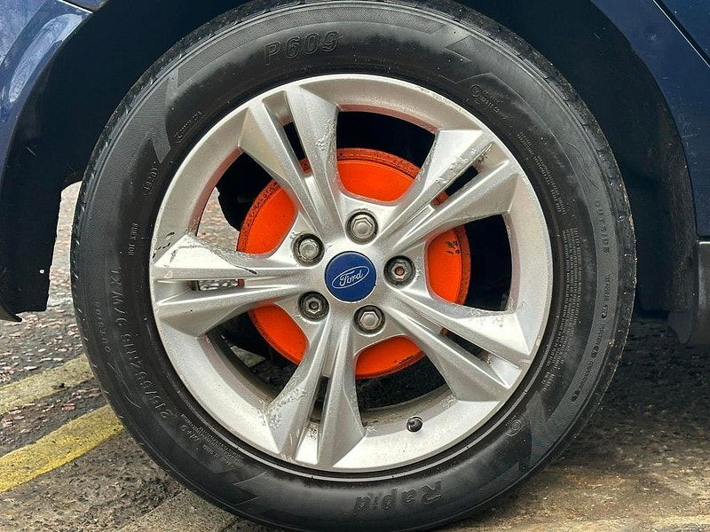 Ford Focus 1.6L ZETEC Hatchback 5dr Petrol Manual Euro 5 (103 bhp) 5dr Manual 2025