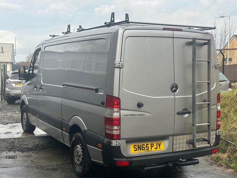 Mercedes-Benz Sprinter 2.1L 210 CDI Diesel Manual Euro 5 (95 bhp) 0dr Manual 2025