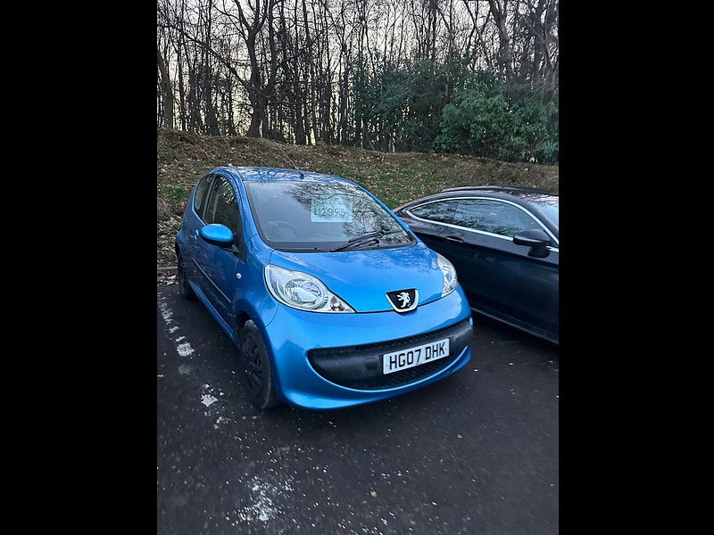 Peugeot 107 1.0L URBAN Hatchback 3dr Petrol Semi Automatic Euro 4 (67 bhp) 3dr Semi Automatic 2025