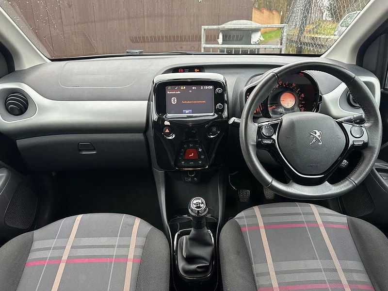 Peugeot 108 1.2L ALLURE Hatchback 5dr Petrol Manual Euro 5 (82 bhp) 5dr Manual 2025