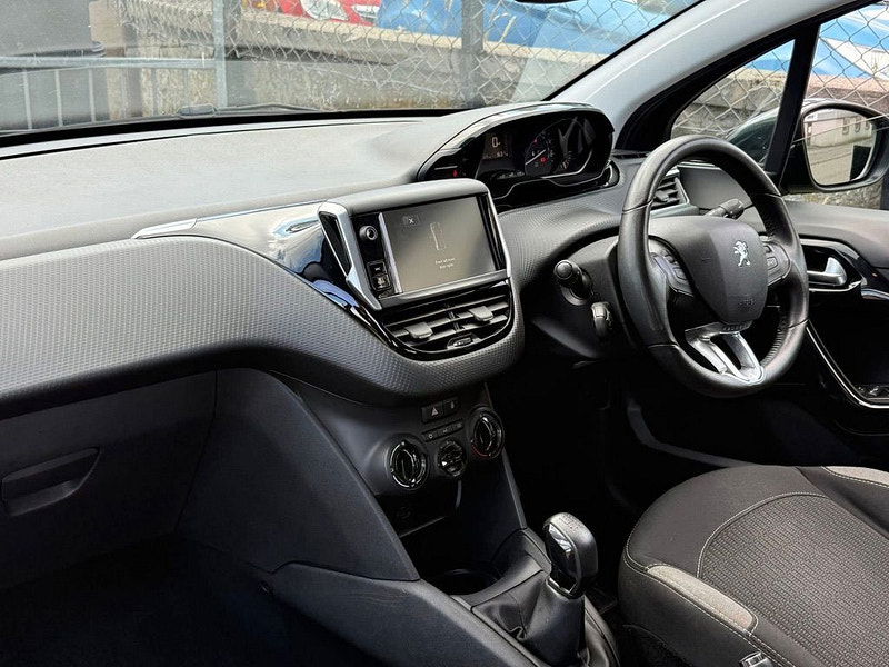 Peugeot 208 1.0L Active Hatchback 3dr Petrol Manual Euro 6 (68 bhp) 3dr Manual 2025