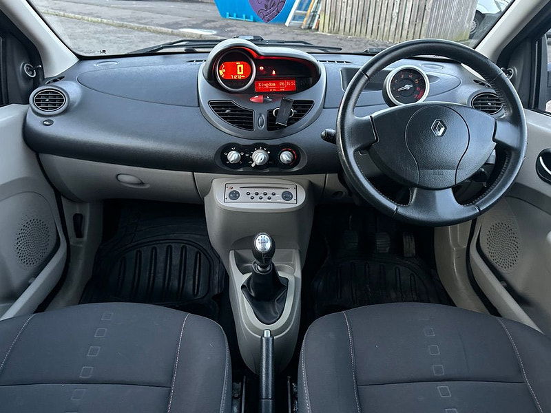 Renault Twingo 1.1L DYNAMIQUE Hatchback 3dr Petrol Manual Euro 4 (75 bhp) 3dr Manual 2025