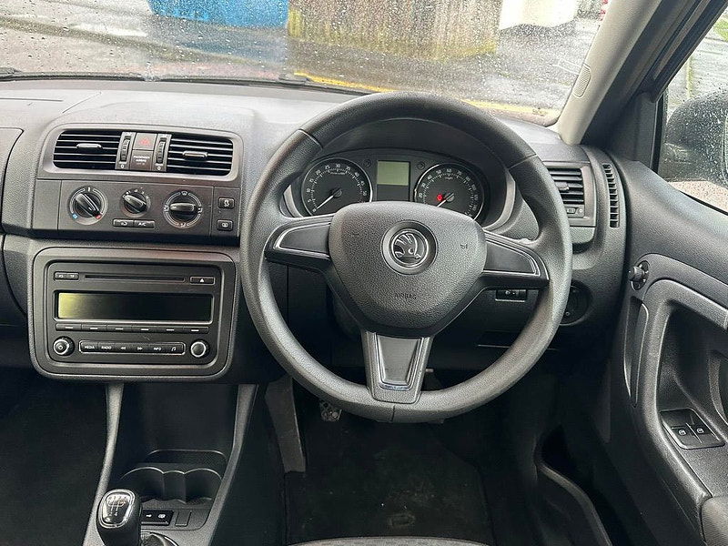 Skoda Fabia 1.6L SE TDI CR Estate 5dr Diesel Manual Euro 5 (90 bhp) 5dr Manual 2025