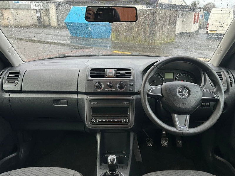 Skoda Fabia 1.6L SE TDI CR Estate 5dr Diesel Manual Euro 5 (90 bhp) 5dr Manual 2025