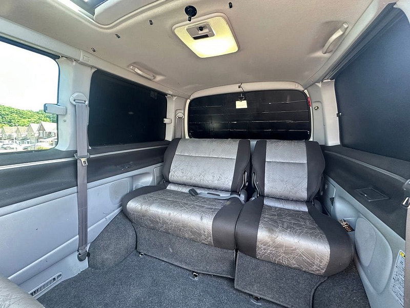 Toyota Hi-ace 2.4L Hiace Petrol Manual Euro 3 0dr Manual 2025