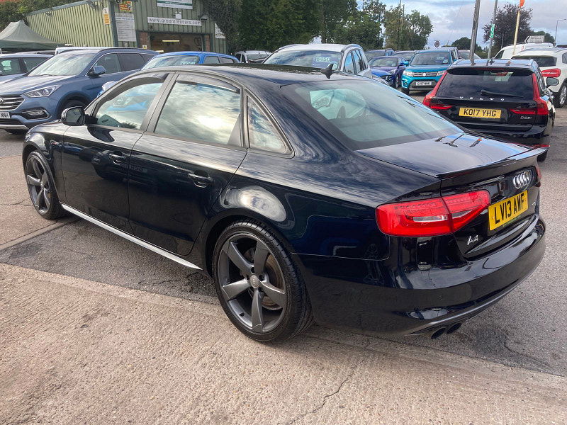 Audi A4 1.8 TFSI Black Edition Saloon 4dr Petrol Manual Euro 5 (s/s) (120 ps) 4dr Manual 2025