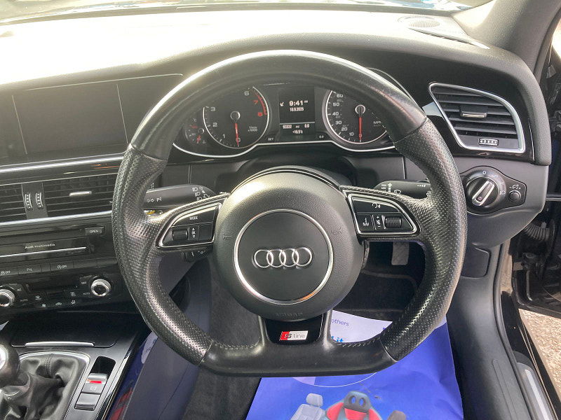 Audi A4 1.8 TFSI Black Edition Saloon 4dr Petrol Manual Euro 5 (s/s) (120 ps) 4dr Manual 2025