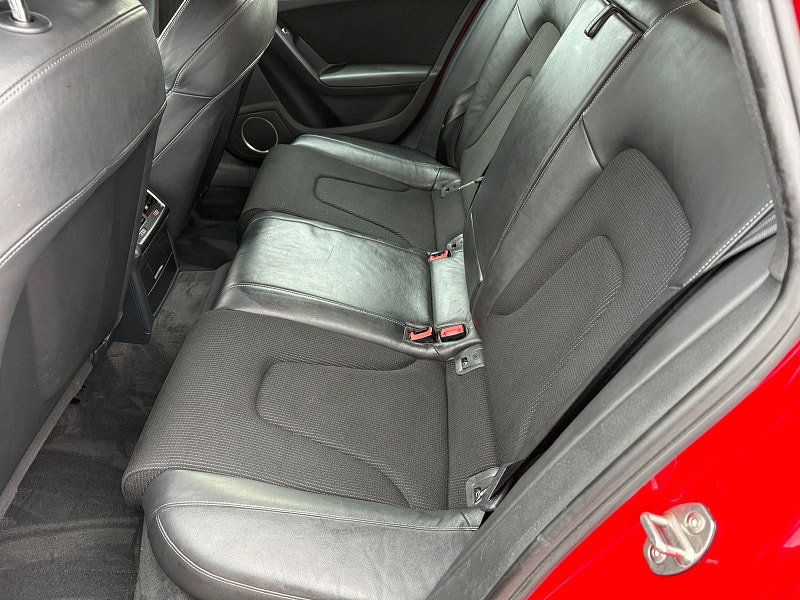 Audi A4 2.0 TDI Black Edition Saloon 4dr Diesel Manual Euro 5 (s/s) (177 ps) 4dr Manual 2026